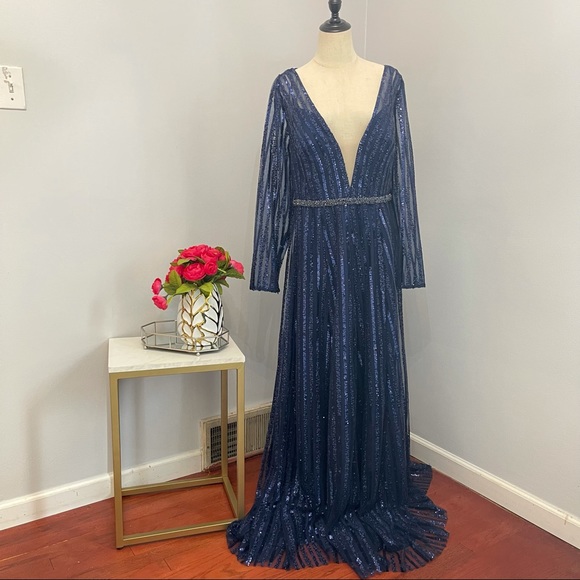 # Mac Duggal Sequins Stripe Plunge Neck Long Sleeve A Line Gown In Midnight NWT - Picture 8 of 16